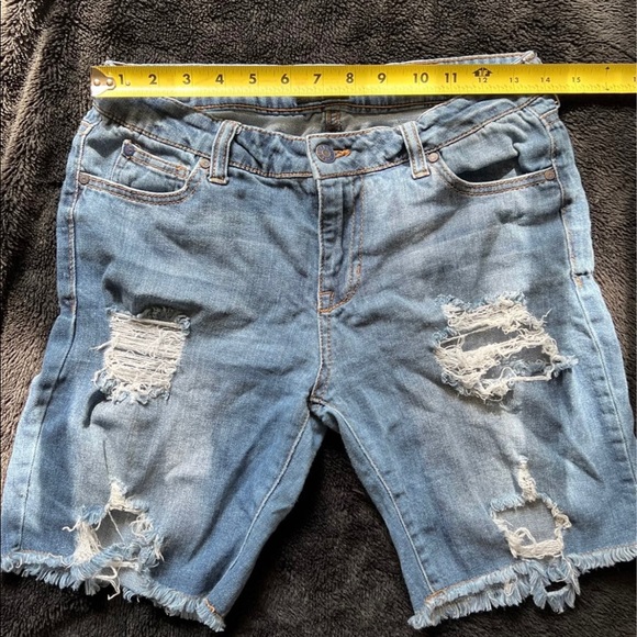 Celebrity Pink bermuda shorts size 5/27 - Picture 3 of 4